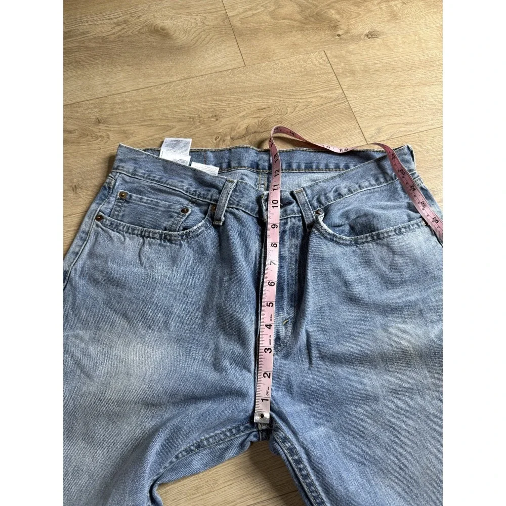 Mens Levis 505 light wash jeans 100% cotton straight leg size 34x30 (34x27)